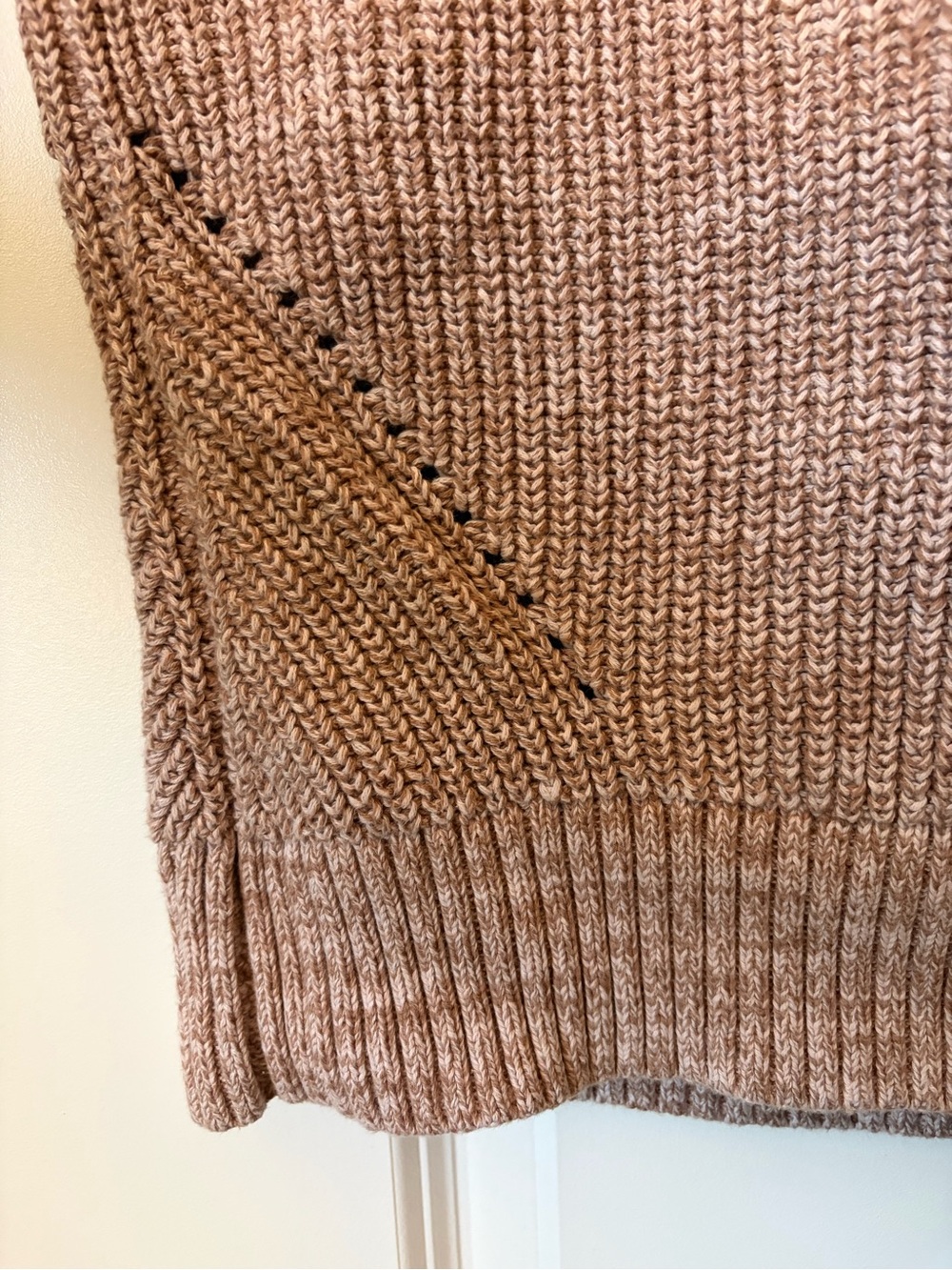 GAP Dusty Rose V-Neck Button Front Cardigan - Picture 6 of 10
